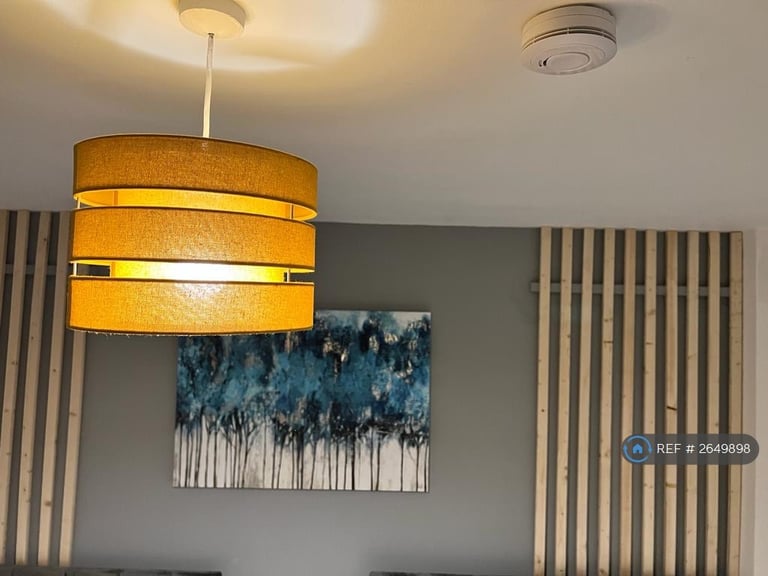 1 bedroom in Swinburne Court, London, SE5 (#2649898)