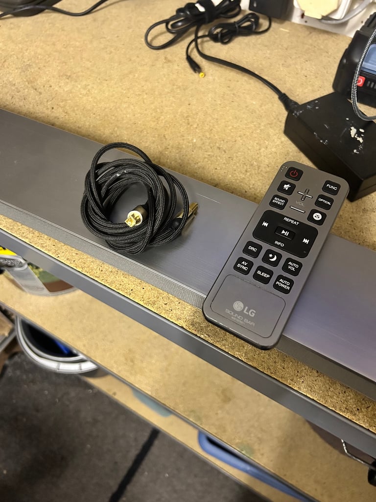 LG SOUNDBAR WITH SUB-WOFFER ( Wi-Fi and Bluetooth )