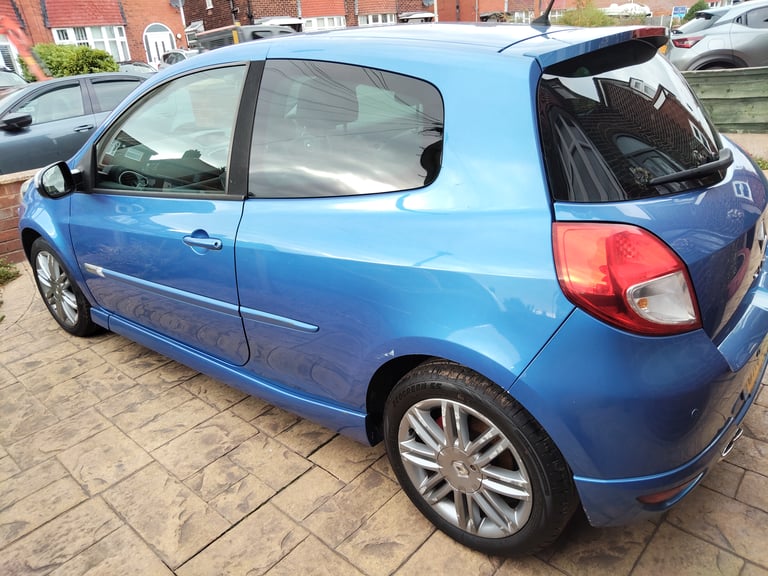 Renault, CLIO, Hatchback, 2009, Manual, 1598 (cc), 3 doors