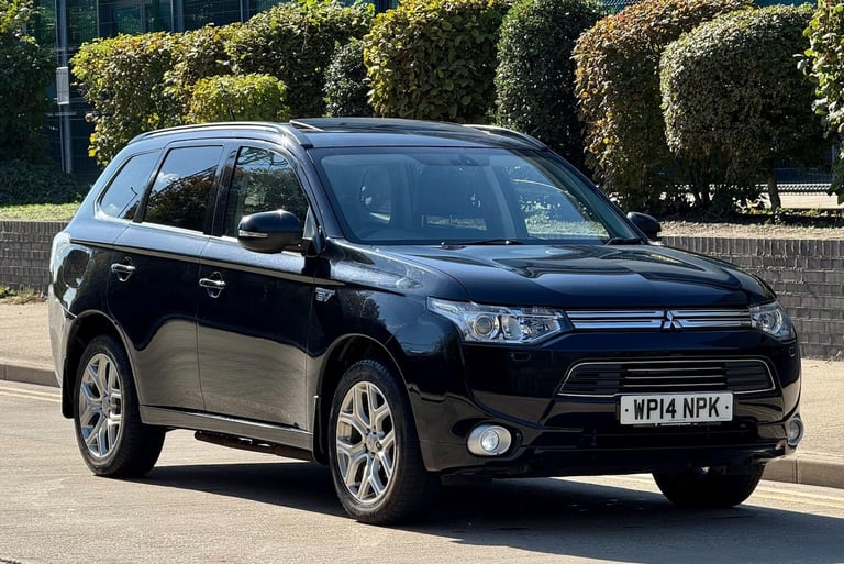 image for 2014 Mitsubishi Outlander 2.0h 12kWh GX4h CVT 4WD Euro 5 (s/s) 5dr ESTATE Petrol/Electric Hybrid ...