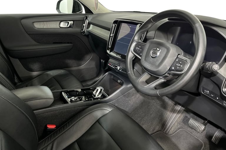 2021 71 VOLVO XC40 1.5H T4 RECHARGE 10.7KWH INSCRIPTION SUV 5DR PETROL PLUG-IN H