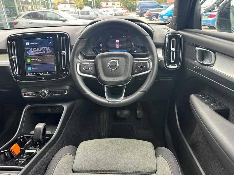 2023 Volvo XC40 2.0 B3P Plus Dark 5dr Auto Automatic SUV Hybrid Automatic