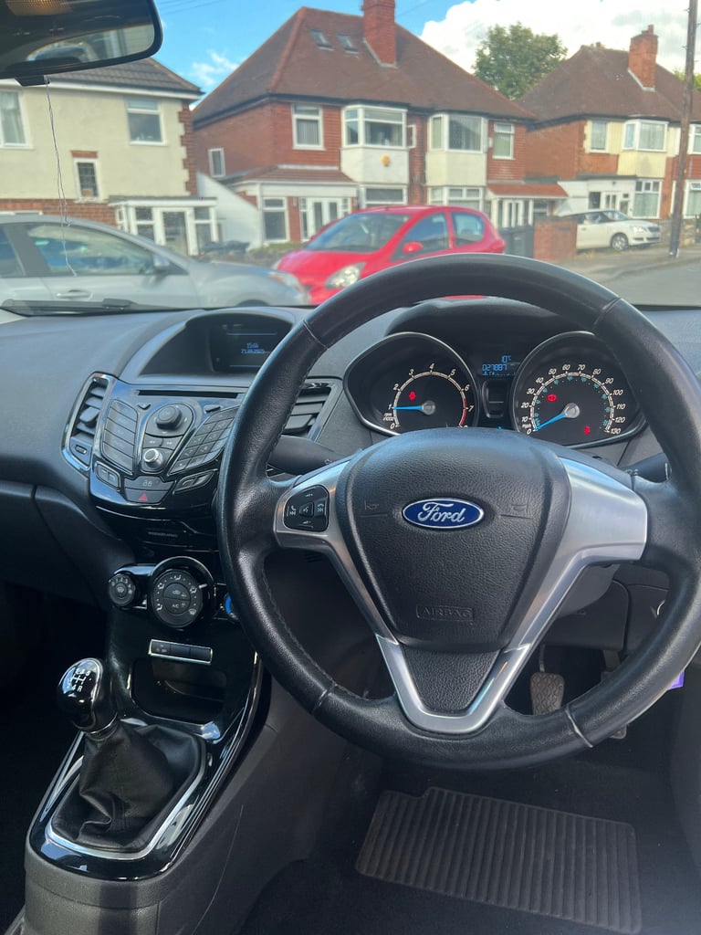 Ford, FIESTA, Hatchback, 2012, Manual, 998 (cc), 5 doors