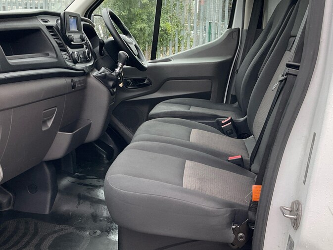 2023 Ford Transit L4 Leader Luton RWD 2.0 EcoBlue 130ps LUTON Diesel Manual