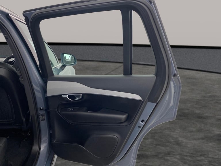 2022 Volvo XC90 2.0 T8 [455] RC PHEV Core Bright 5dr AWD Gtron ESTATE PETROL/ELECTRIC Automatic