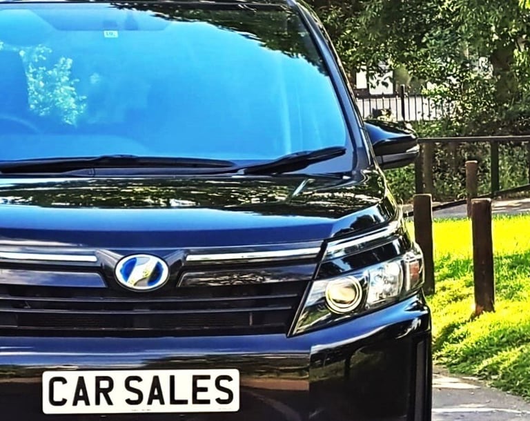 2015 Toyota Voxy 1.8 Hybrid Automatic 81,900 Miles. 7 Seater. Hybrid Petrol. PX OK MPV Petrol/Ele...