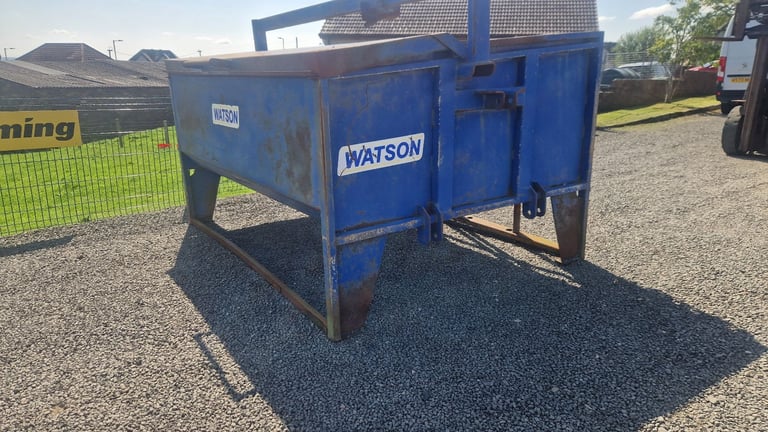 Watson calf creep feeder farm livestock tractor 