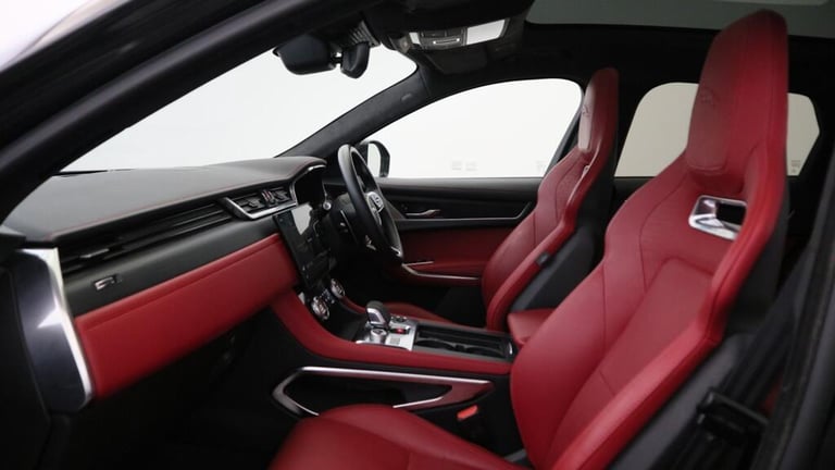 2023 Jaguar F-Pace 3.0 D300 AWD R-Dynamic HSE Black 5dr ESTATE Diesel Automatic