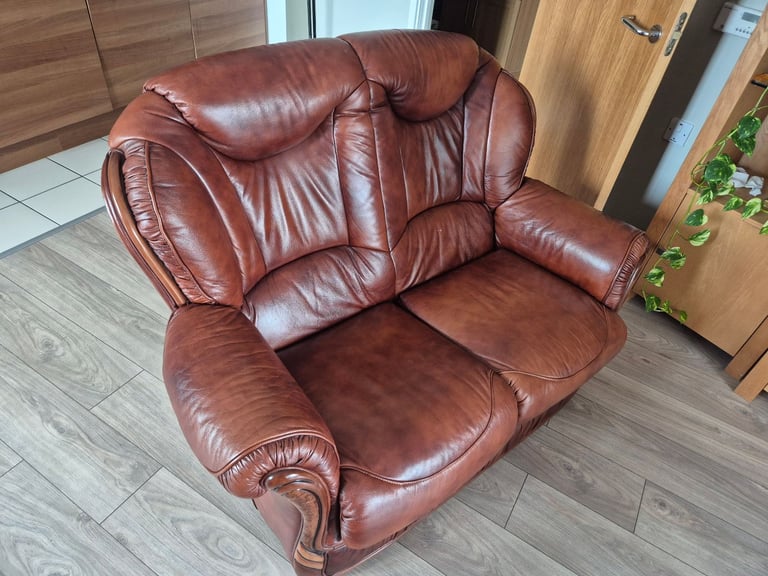 2 AND 3 seater brown leather sofas (GOOD CONDITION)