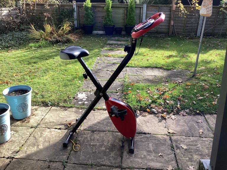 Folding exercise bike