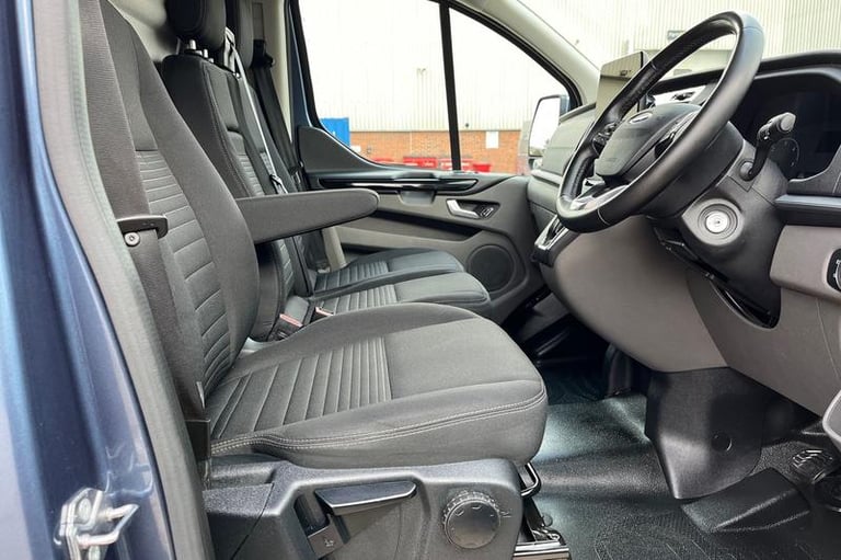 2022 Ford Transit Custom 2.0 EcoBlue 130ps Low Roof Limited Van Auto PANEL VAN DIESEL Automatic