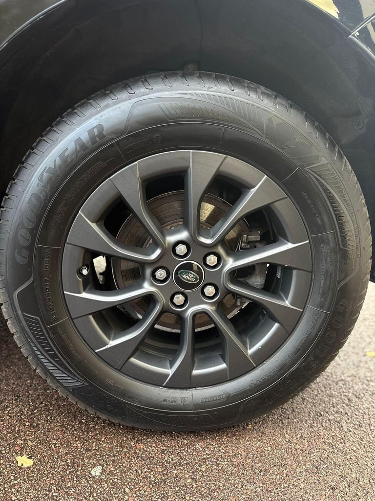 2020 Land Rover Range Rover Evoque 2.0 D150 MHEV R-Dynamic Auto 4WD Euro 6 (s/s) 5dr ESTATE Diese...