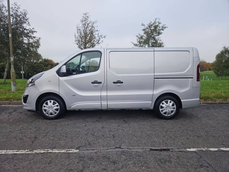 17/ reg Vauxhall vivaro cdti sportive ulez compliant sim transit trafic primastar boxer relay
