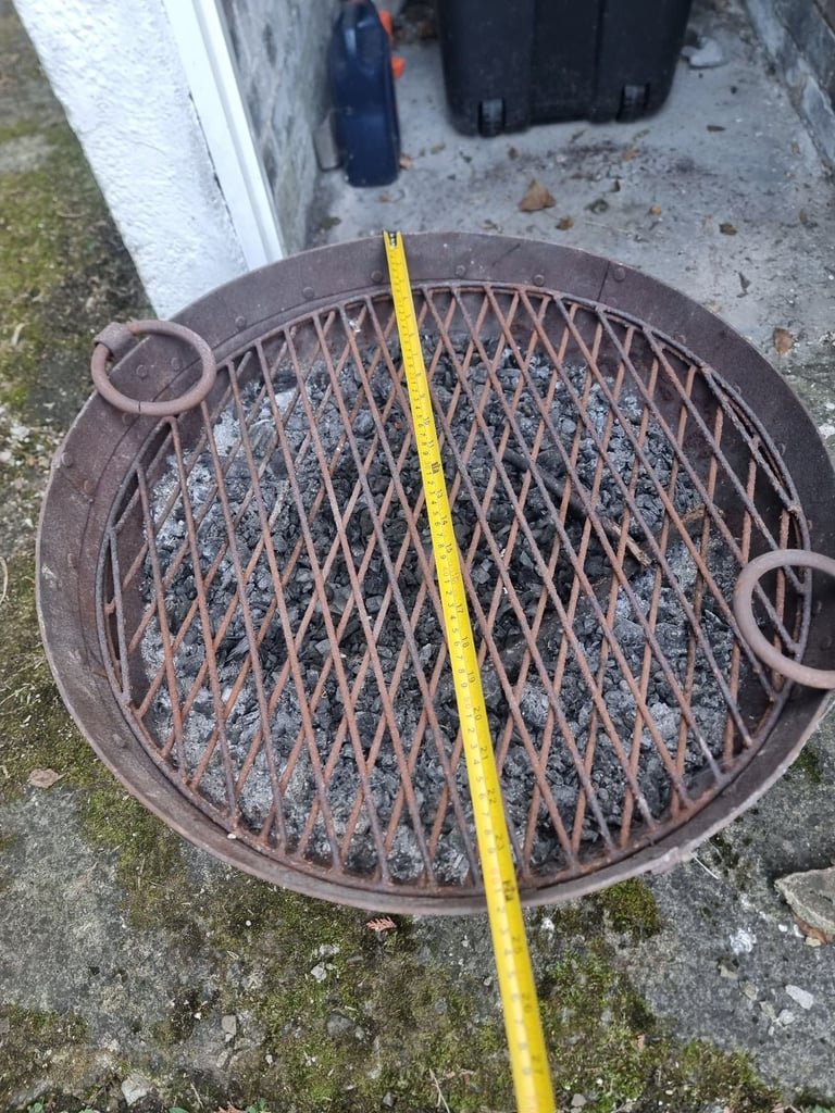 🔥 Rustic Kadai Fire Bowl / BBQ Grill – 60cm 🔥