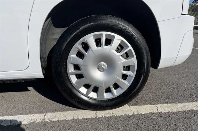 2022 Vauxhall Combo 1.5 Turbo D 2000 Sportive Panel Van 5dr Diesel Manual L1 H1 Euro 6 (100 ps) P...