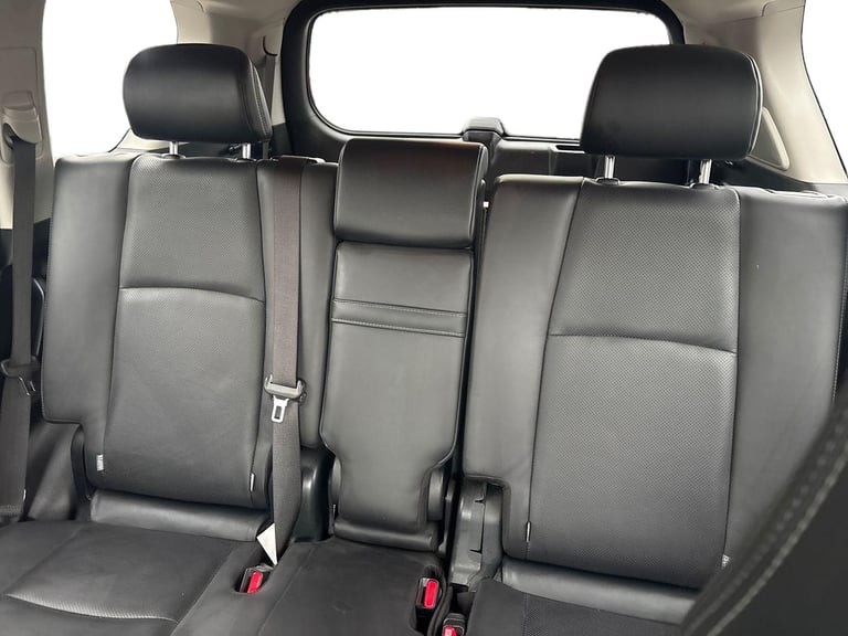 2022 Toyota Land Cruiser 2.8 D-4D 204 Invincible 5dr Auto 7 Seats Station Wagon DIESEL Automatic