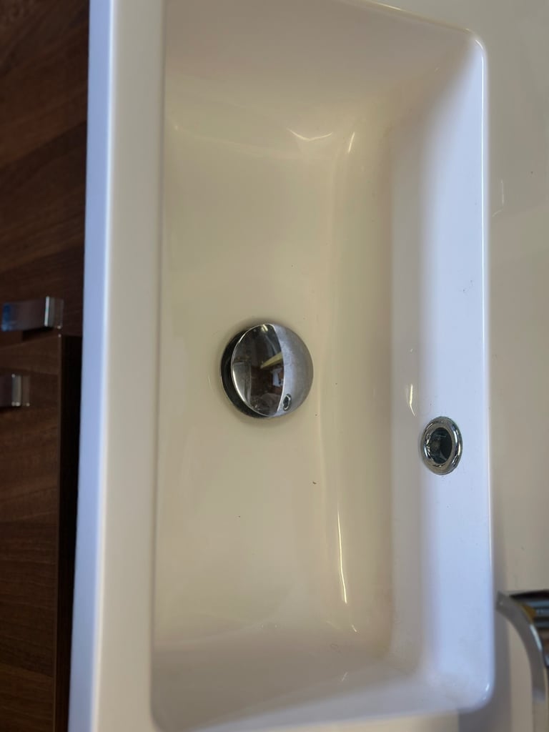 2 x Wall hung bathroom vanity units complete with built in sink