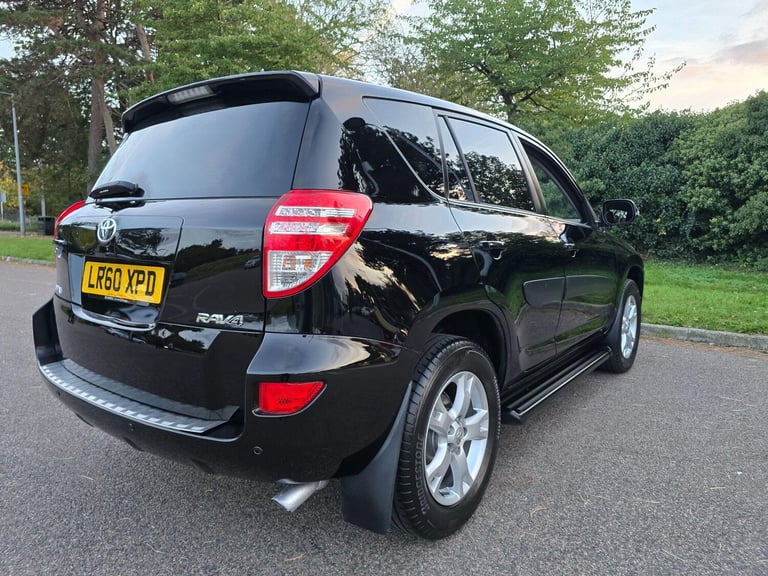 2010 Toyota RAV4 2.0 V-Matic XT-R SUV 5dr Petrol Multidrive S 4WD Euro 5 (158 ps) ESTATE Petrol A...