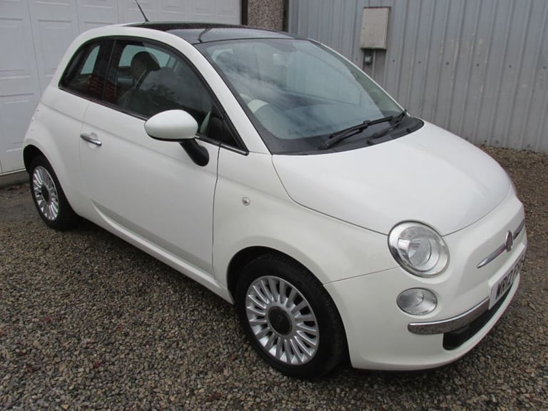 image for  Fiat 500 1.2 Lounge 3dr [Start Stop]  ?35 ROAD TAX - STUNNING CAR  Petrol