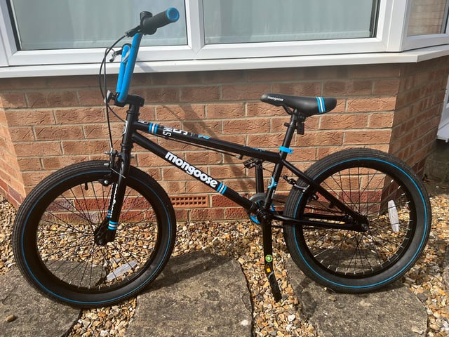 Mongoose bmx shop halfords