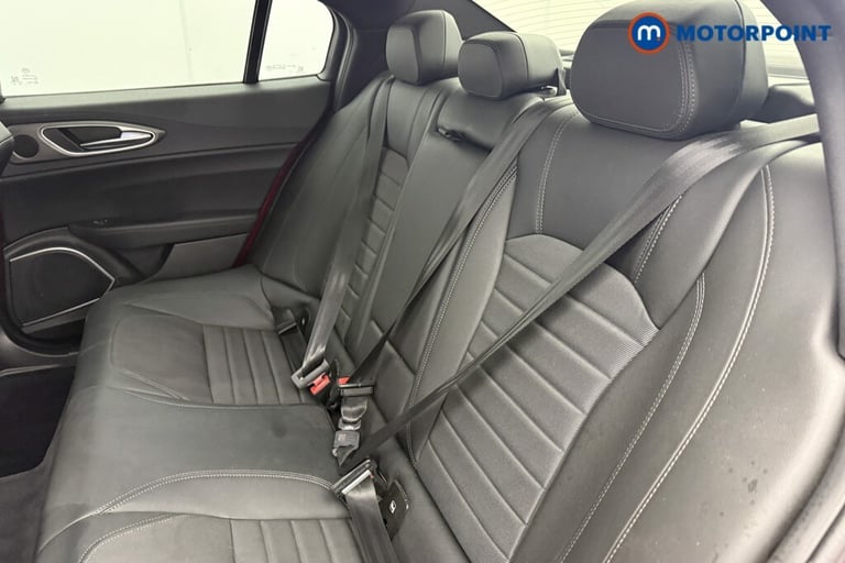 2022 Alfa Romeo Giulia 2.0 TB Sprint 4dr Auto Saloon Petrol Automatic