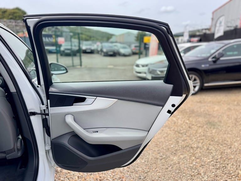 2019 Audi A4 35 TDI Sport 4dr S Tronic SALOON Diesel Automatic