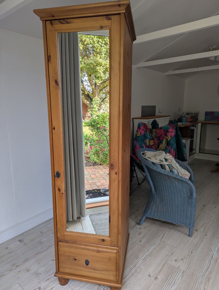 Single wardrobe solid wood as new