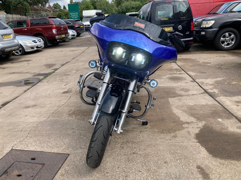 Harley-Davidson FLTRI ROAD GLIDE 1585cc 6-SPEED (SUPER COOL CHOLO STYLE BAGGER)