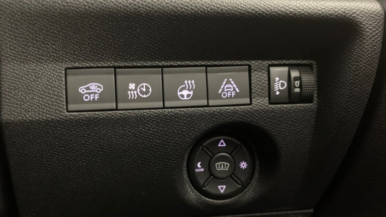 2021 Citroen C4 50kWh Shine Plus Hatchback 5dr Electric Auto (7.4kW Charger) (136 ps) Hatchback E...