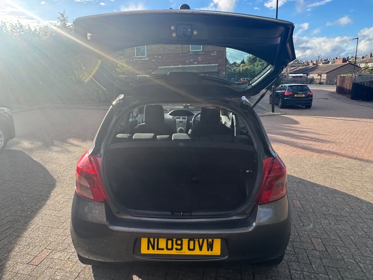 Toyota, YARIS, Hatchback, 2009, Manual, 1296 (cc), 3 doors
