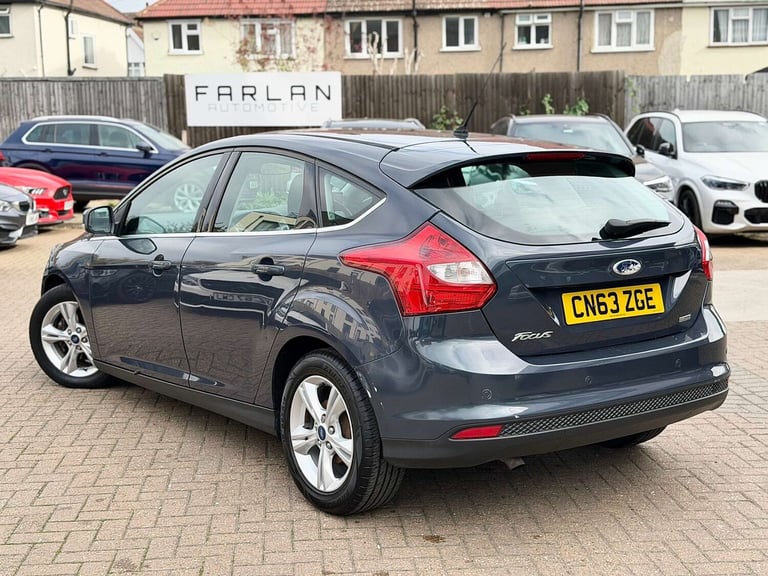 2013 Ford Focus 1.6 TDCi Zetec Hatchback 5dr Diesel Manual Euro 5 (s/s) (115 ps) Hatchback Diesel...