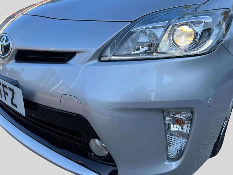 2013 Toyota Prius  1.8 VVT-h T Spirit CVT Euro 5 (s/s) 5dr Hatchback HYBRID ELECTRIC Automatic
