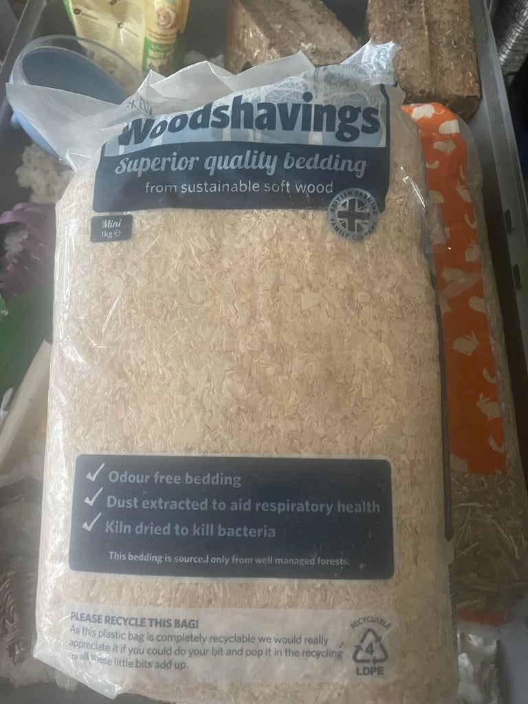 Hamster, Mouse Cage with Hay, Shavings and accessories