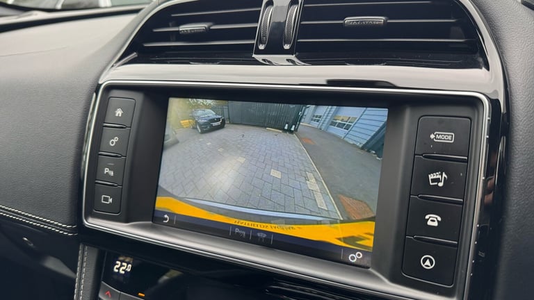 2017 Jaguar F-Pace 2.0d R-Sport 5dr Auto AWD Diesel Estate Estate Diesel Automatic