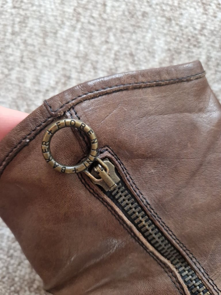 Boots paid £400