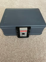 Fire safe box 