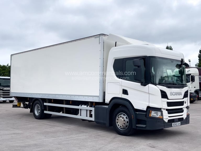 image for 2018 (68) SCANIA P250 4X2 BOX