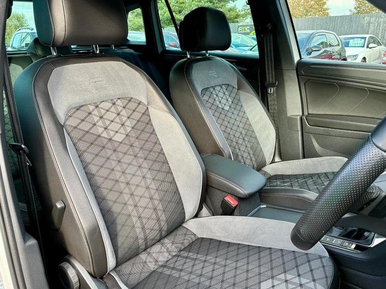 2020 Volkswagen Tiguan 1.5 TSI R-Line DSG **Lovely Example - Automatic**