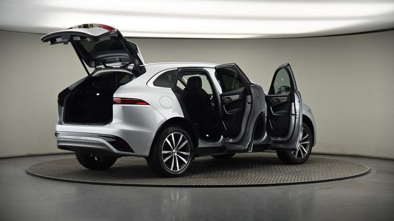 2022 Jaguar F-Pace 2.0 D200 MHEV R-Dynamic SE SUV 5dr Diesel Auto AWD Euro 6 (s/s) (204 ps) SUV D...
