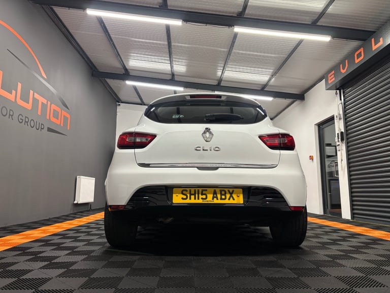 2015 Renault Clio 1.2 16V Dynamique MediaNav 5dr HATCHBACK Petrol Manual