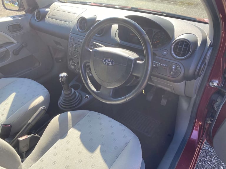 2003 Ford Fiesta 1.3 Fiesta Finesse 5dr Hatchback Petrol Manual