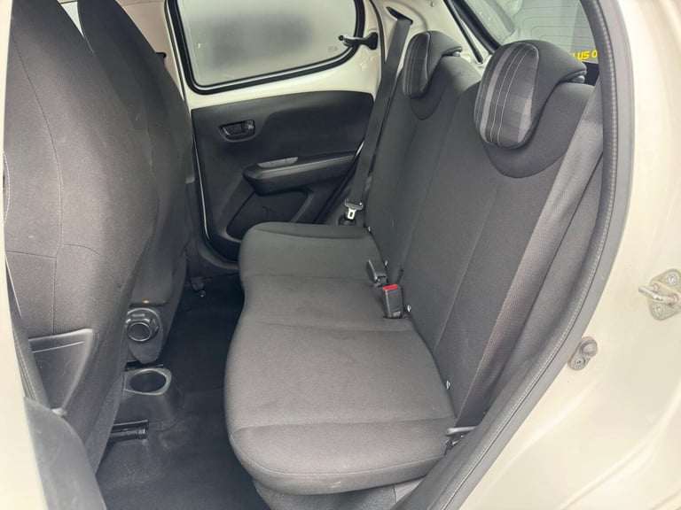 2018 Peugeot 108 1.0 Active 2 Tronic Euro 6 5dr HATCHBACK Petrol Automatic