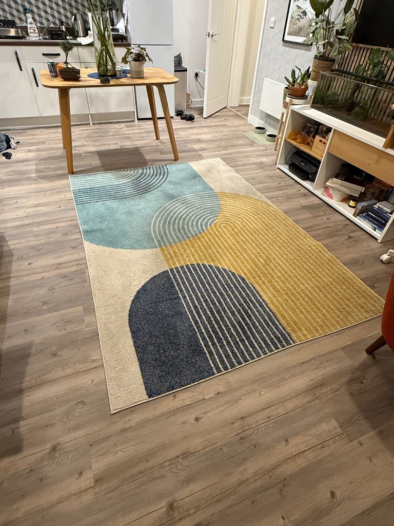 Rug