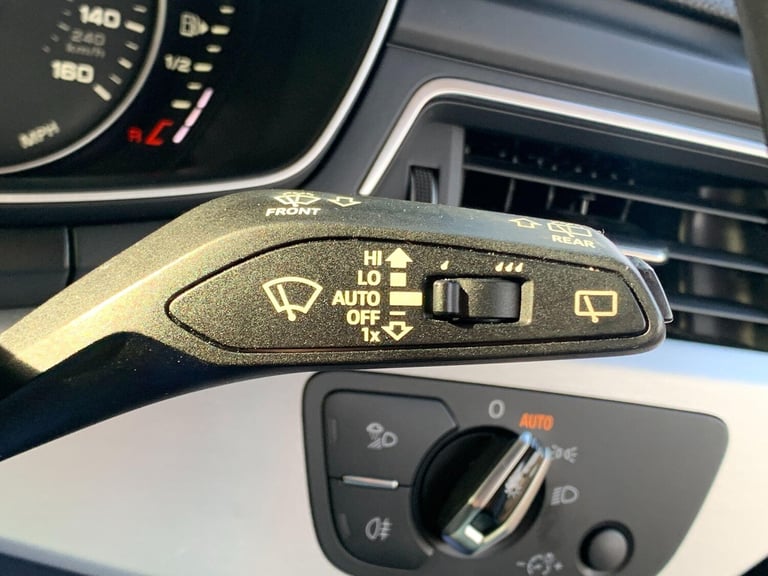 2016 Audi A4 Avant 2.0 TDI S line S Tronic Euro 6 (s/s) 5dr ESTATE Diesel Automatic