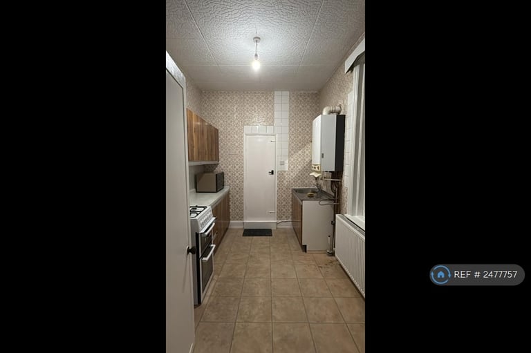 4 bedroom house in Hadrian Street, Sunderland, SR4 (4 bed) (#2477757)