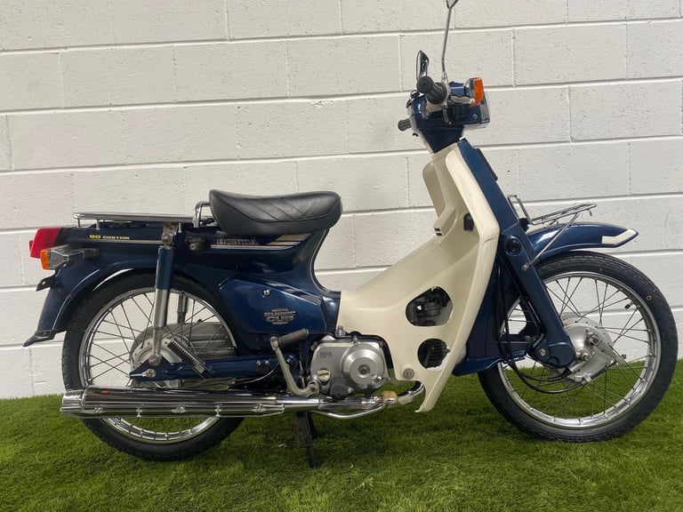 1999 JDM Honda C90 Custom with electric start