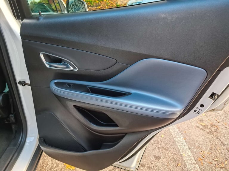 2015 Vauxhall Mokka 1.4 Mokka SE T Auto 5dr SUV Petrol Automatic