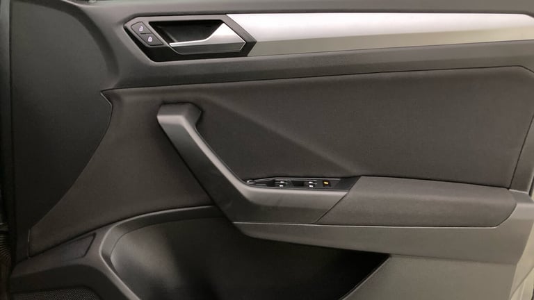 2022 Volkswagen T-Roc 1.0 TSI Life 5dr Petrol Hatchback Hatchback Petrol Manual