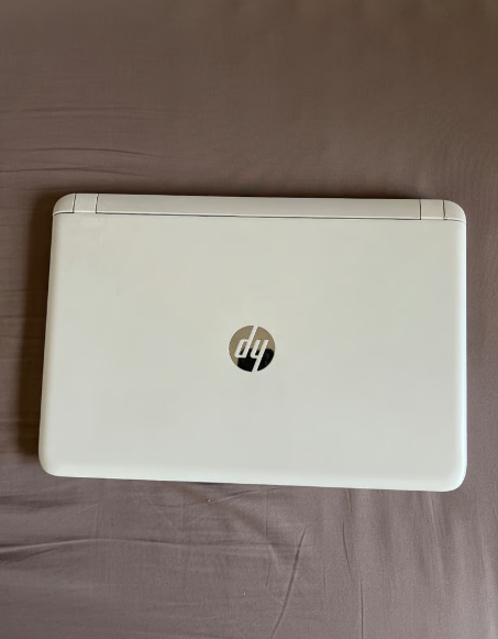 INTEL CORE i5 2TB HDD 8GB RAM 15” HP WINDOWS 10 LAPTOP WITH VOICE CONTROL AND CAMERA COVER