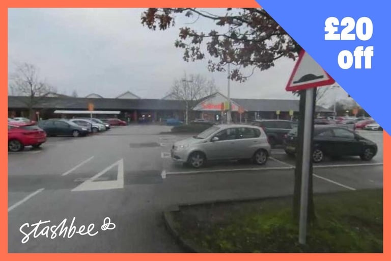 image for Parking Space to rent in Ellesmere Port (CH65) | Stashbee